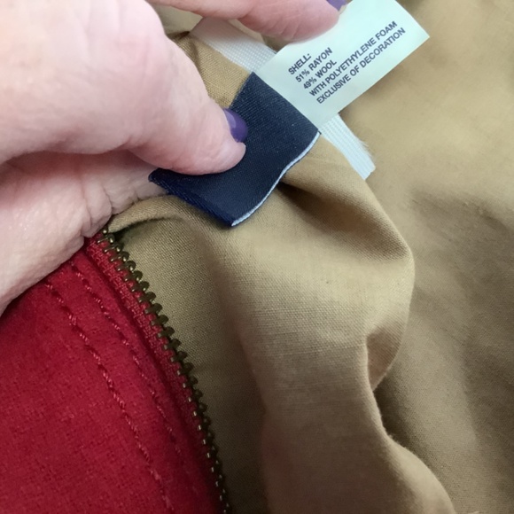 EUC Gap Red Wool shoulder bag tote - Picture 9 of 11